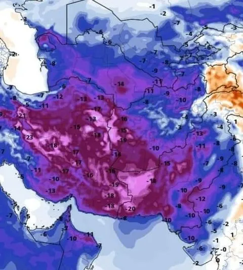 KARACHITES ENJOY THE  SURPRISED Cold waves after heavy rainfall