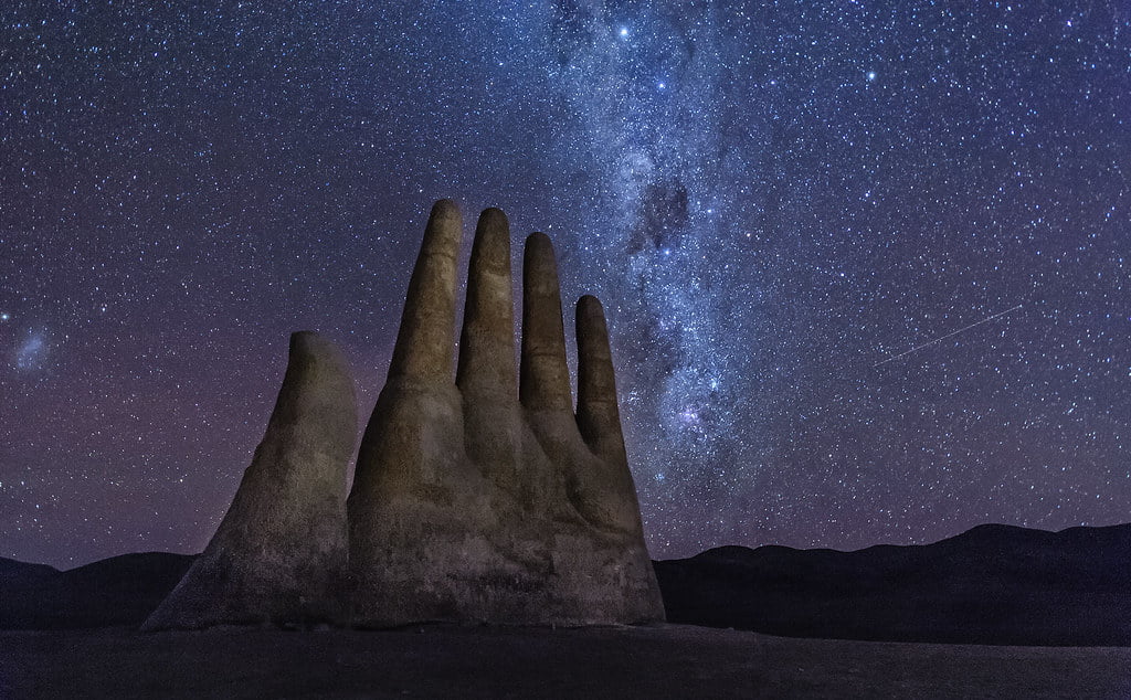 "Hand of the Desert" in Chile - Depicting Human Helplessness and Vulnerability 1 "Hand of the Desert" in Chile - Depicting Human Helplessness and Vulnerability