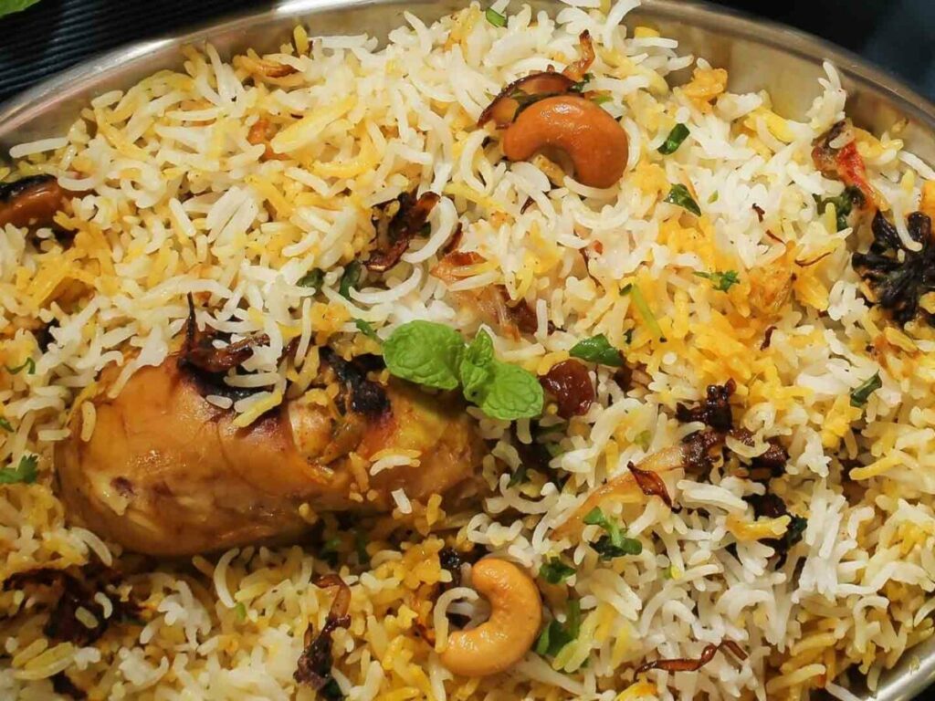 What Pakistanis Eat - Top ten Traditional Pakistani Dishes