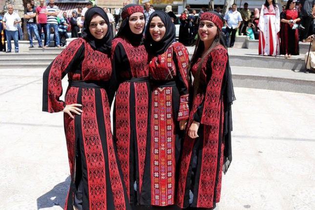 Eid attire around the world - Global Glamour in traditional style