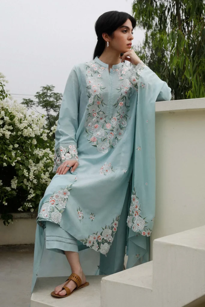 Top 5 Fashion Brands in Pakistan for Eid 2024 6 Top 5 Fashion Brands in Pakistan for Eid 2024