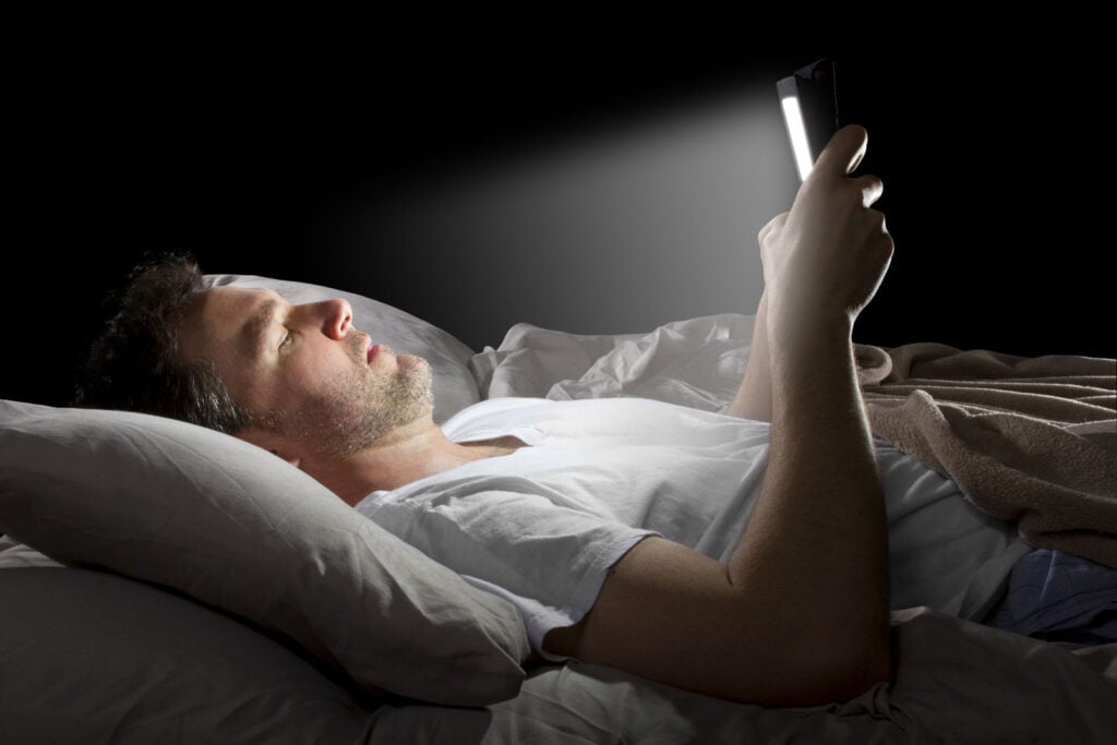 The Hidden Dangers of Using Your Mobile Phone Before Bed - Why You Should Avoid It