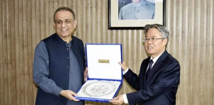 Aleem Khan Urges Chinese Firms to Invest in Key Sectors