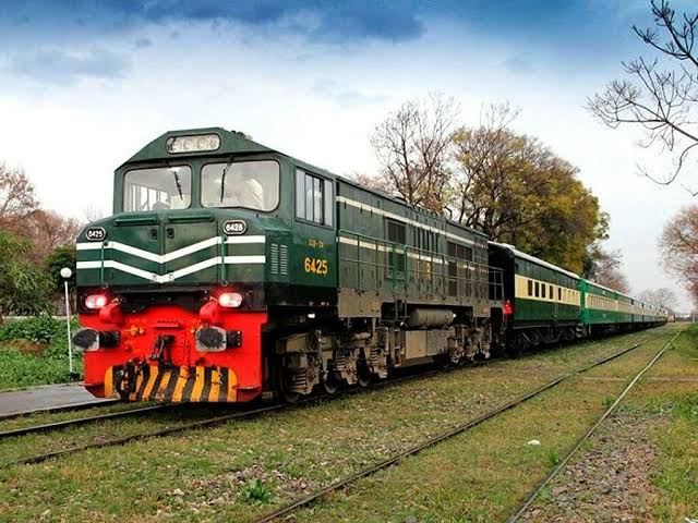 Pakistan Railways Introduces Special Muharram Train from Kotri to Rohri