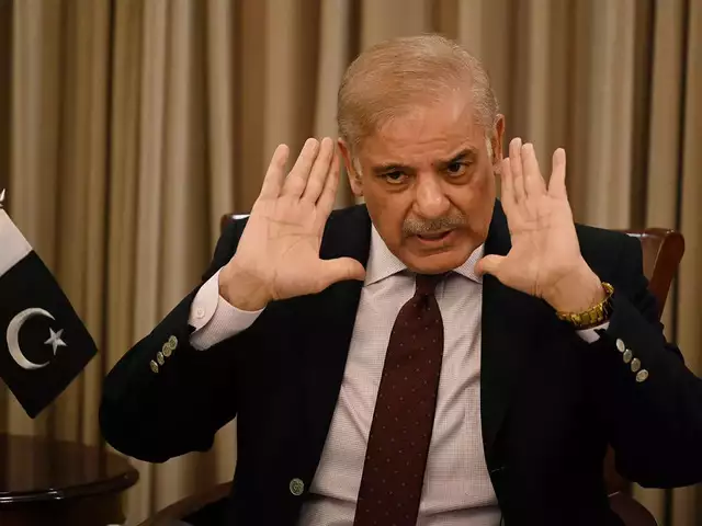 PM Shehbaz Takes Charge of FBR Reforms to Address Rs 800 Billion Tax Scam