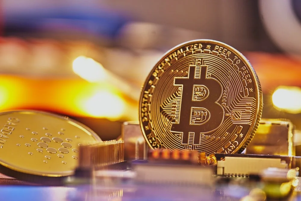 8% Cash vs. 92% Digital - How Digital Currency is Changing the Financial Landscape