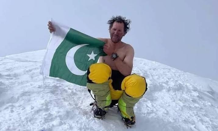 Mountaineer Murad Sadpara Goes Missing After Broad Peak Summit