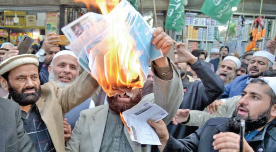 Karachi Areas Hit Hard as Traders Unite in Nationwide Strike Against High Costs