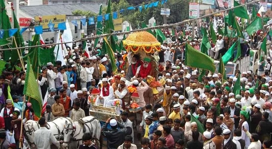 Traffic Plan Announced for 12th Rabi-ul-Awal Processions in Karachi