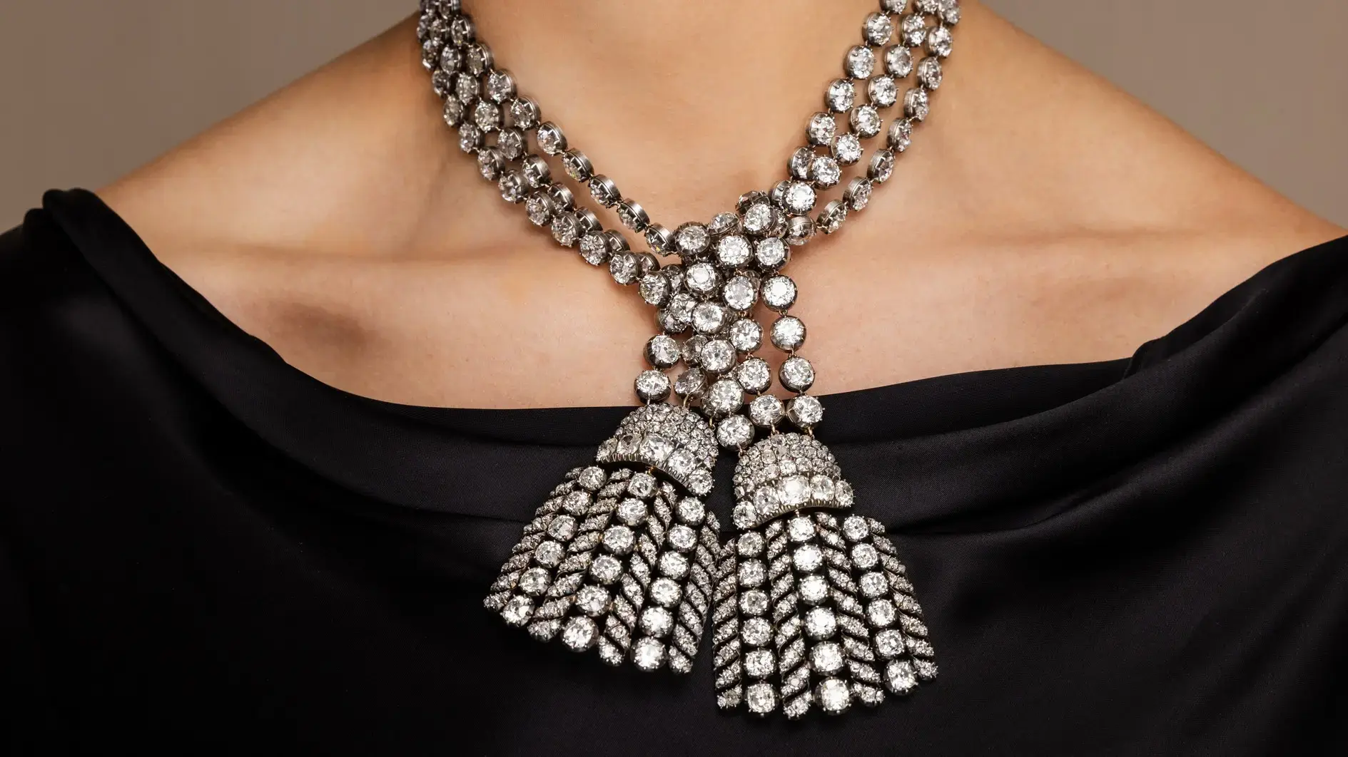 Mysterious 18th Century Diamond Necklace to Be Auctioned