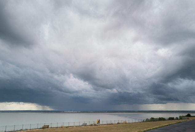 Karachi to Experience Warm, Dry Weather with No Rain Forecasted