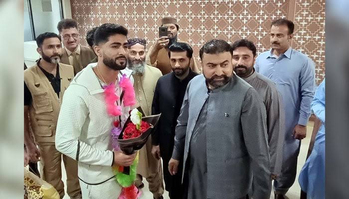 Karate Champion Shahzaib Rind Receives Hero's Welcome in Balochistan