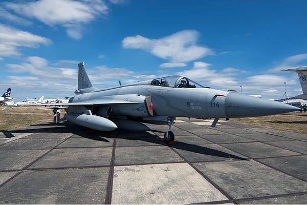 Pakistan's JF-17C Jets Enhance Azerbaijan's Military Capabilities