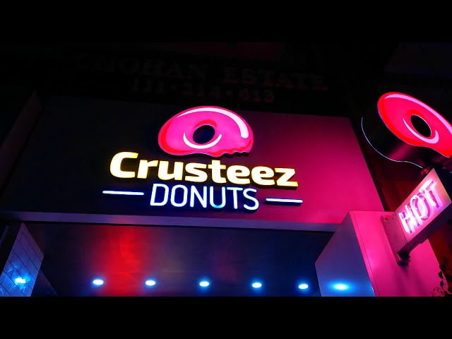 Crusteez Donut Vs Supreme Court - CJP Faez ISA's Confrontation with employee goes viral