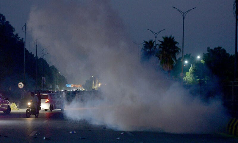 Islamabad on Friday - Blockades, Arrests, Tear Gas , Smoke Amid PTI Protests