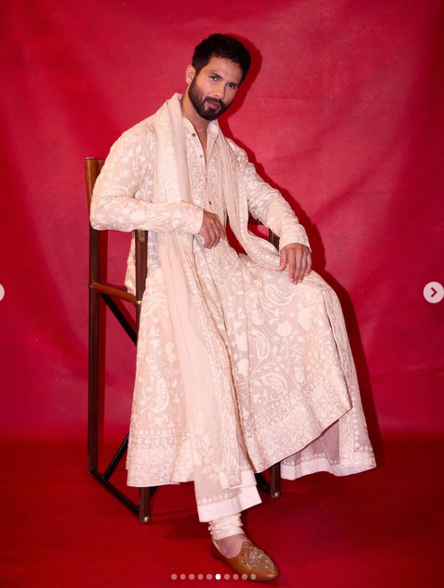 Shahid Kapoor Turns Heads in Anarkali Style