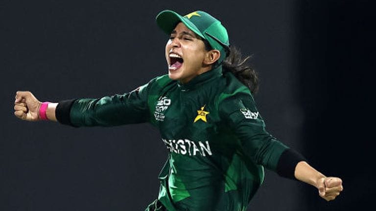 Sadia Iqbal Leads Pakistan to Victory Over Sri Lanka in T20 World Cup