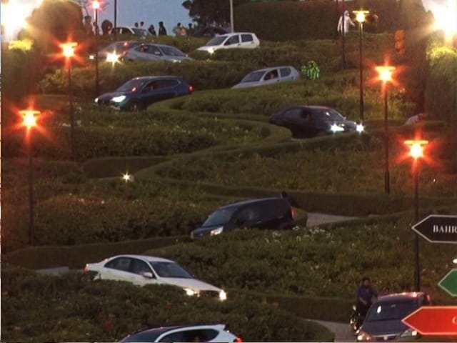 Unveiling 'The Most Crooked Street' -Bahria Town Karachi's Latest Attraction