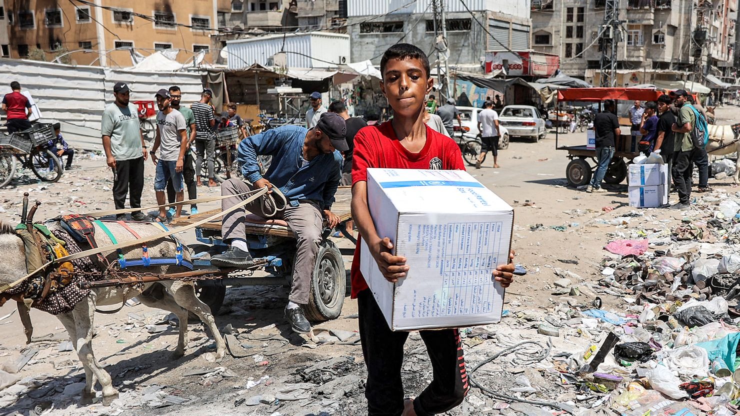 Israel Bans UN Agency for Palestinian Refugees