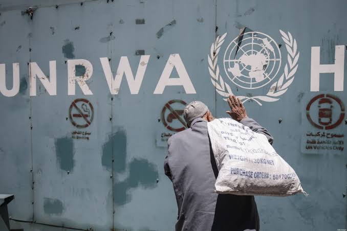 Israel Bans UN Agency for Palestinian Refugees 1 Israel Bans UN Agency for Palestinian Refugees