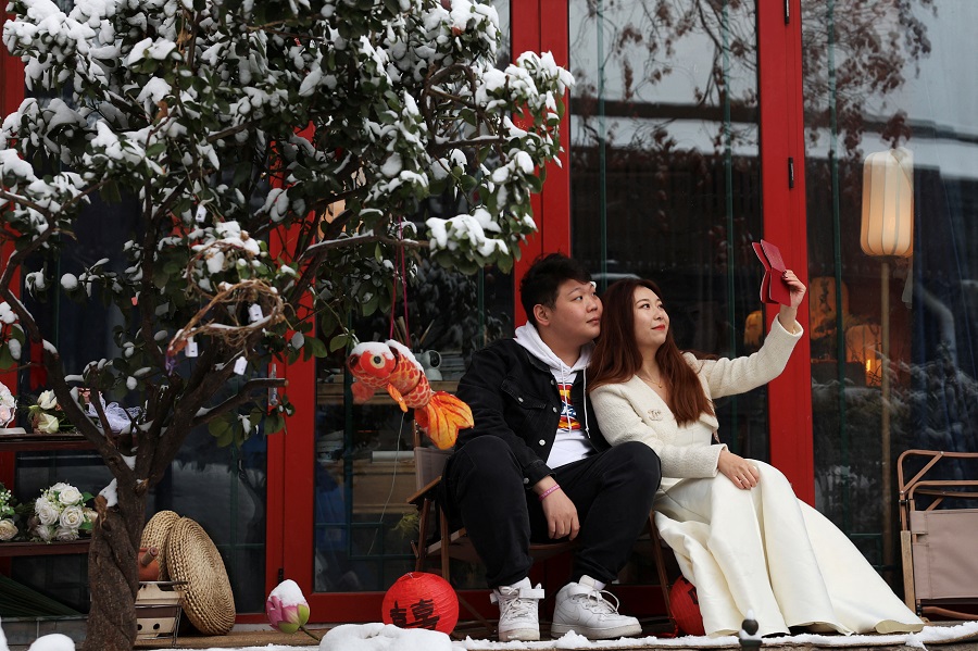 Marriage Registrationin decline in China