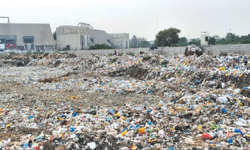 "Darkness Beneath the Lamp" - Unfit Vehicles, Poor Waste Disposal Hamper Punjab’s Fight Against Smog 1 "Darkness Beneath the Lamp" - Unfit Vehicles, Poor Waste Disposal Hamper Punjab’s Fight Against Smog