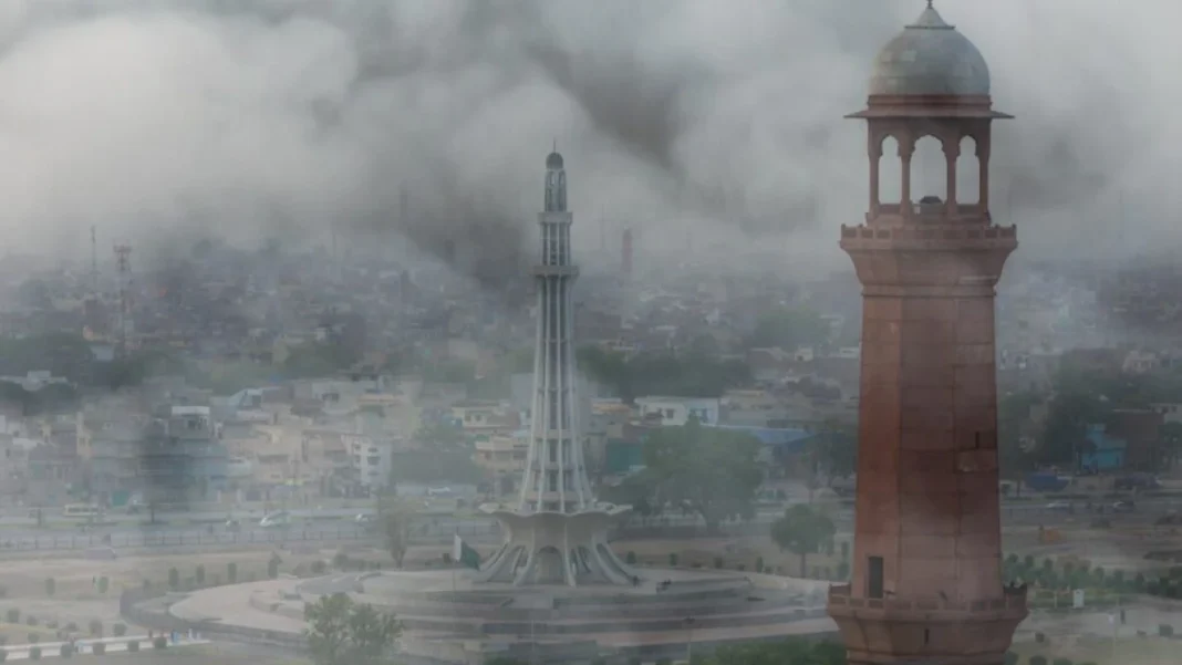 Smog Monster in Lahore