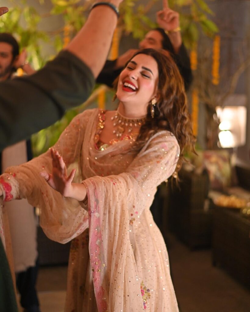 Kubra Khan & Gohar Rasheed’s Dholki-A Night of Laughter, Love & Celebrations 4 Kubra Khan & Gohar Rasheed’s Dholki-A Night of Laughter, Love & Celebrations