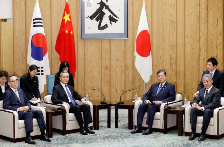 Japan, China & South Korea in High-Stakes Talks Amid Global Tensions 1 Japan, China & South Korea in High-Stakes Talks Amid Global Tensions