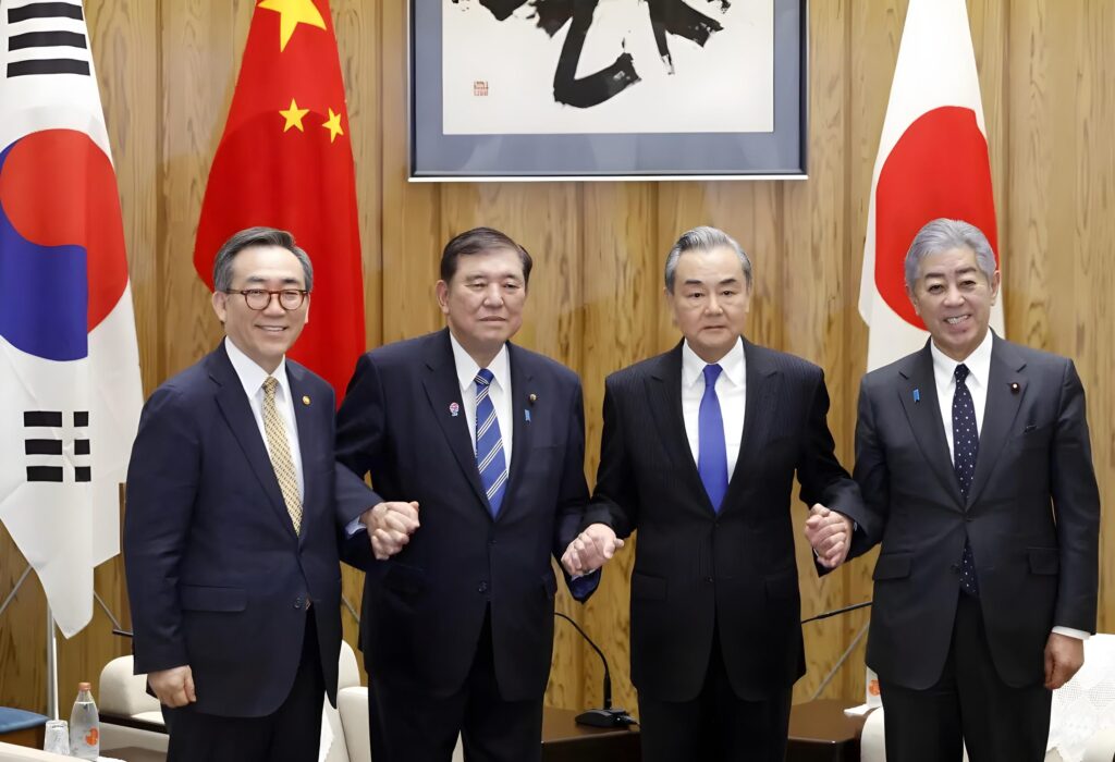 Japan, China & South Korea in High-Stakes Talks Amid Global Tensions 2 Japan, China & South Korea in High-Stakes Talks Amid Global Tensions