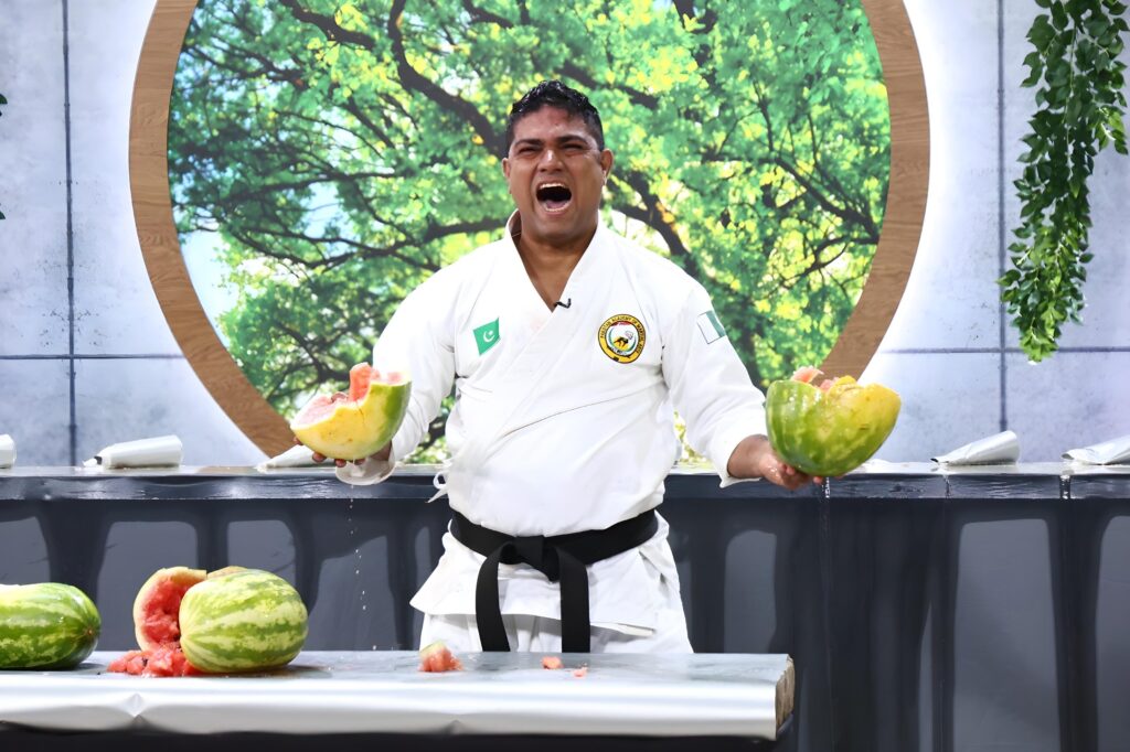 Rashid Naseem Shines in Romania, Pakistan’s Flag Soars High 4 Rashid Naseem Shines in Romania, Pakistan’s Flag Soars High