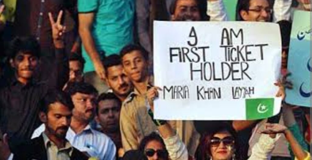 Posters, Cheers & Pure Passion: PSL Brings Cricket and Creativity Back Home 7 Posters, Cheers & Pure Passion: PSL Brings Cricket and Creativity Back Home