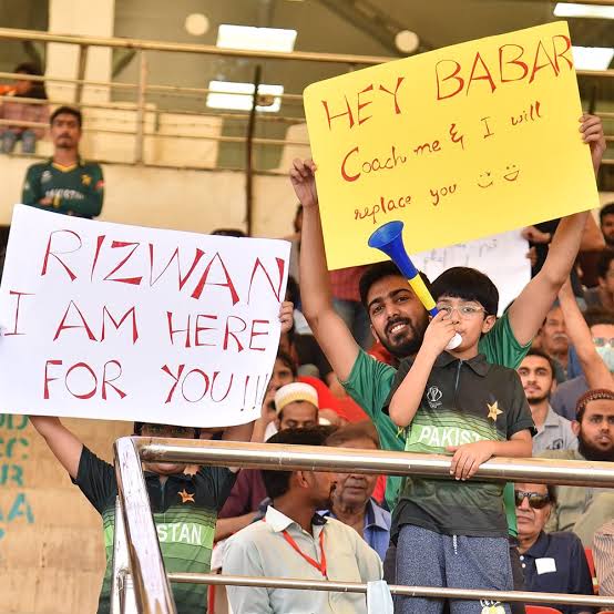 Posters, Cheers & Pure Passion: PSL Brings Cricket and Creativity Back Home 3 Posters, Cheers & Pure Passion: PSL Brings Cricket and Creativity Back Home