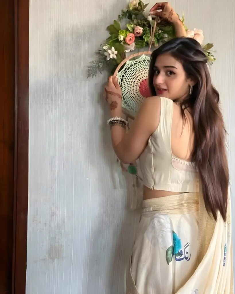 Eid Fits or Fashion Fail? Hira Mani Under Fire for bold Looks 1 Eid Fits or Fashion Fail? Hira Mani Under Fire for bold Looks