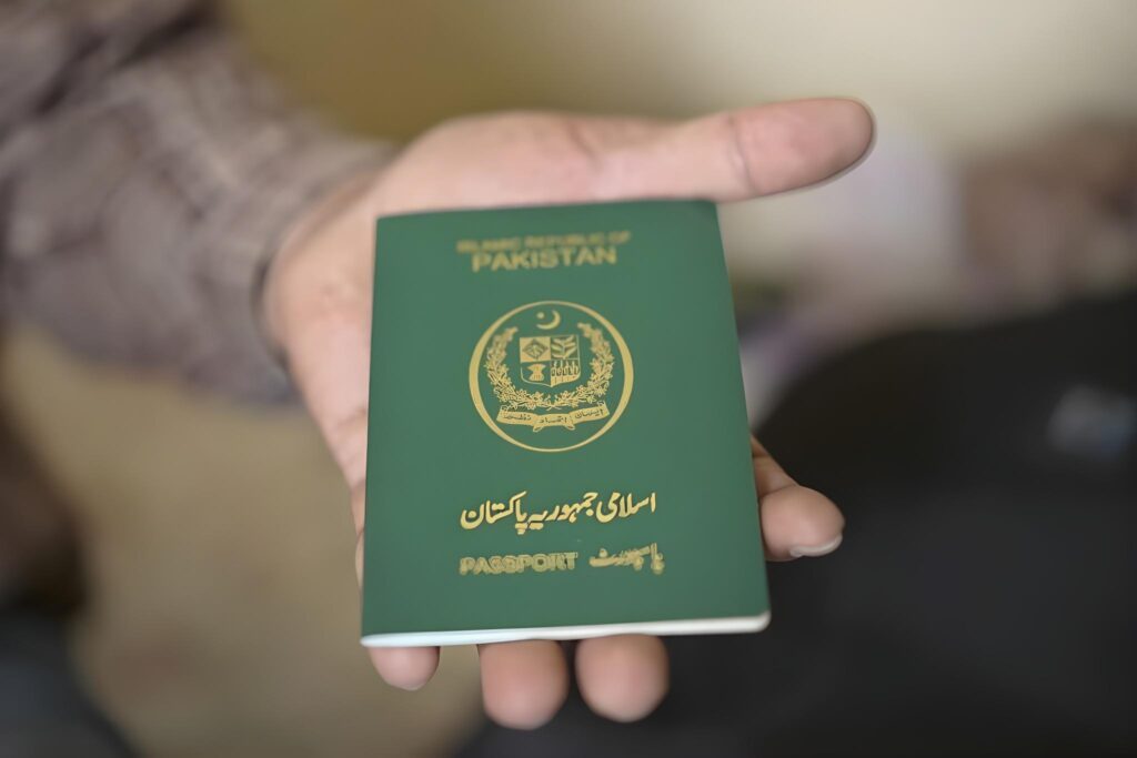 Travel Alert - 32+ Visa-Free Countries for Pakistani Passport Holders! 2 Travel Alert - 32+ Visa-Free Countries for Pakistani Passport Holders!
