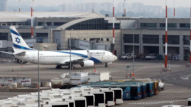 Chaos in Israel - Airlines Halt Tel Aviv Flights Amid Houthi Missile Strikes