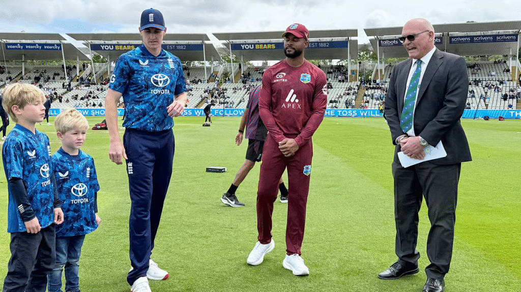 Pigeon Power Play! Bird Delays England-West Indies ODI Game at Oval 2 Pigeon Power Play! Bird Delays England-West Indies ODI Game at Oval