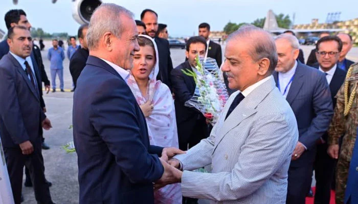 Iranian President Says—Pakistan’s Strong and Principled Stance Has Won Our Hearts