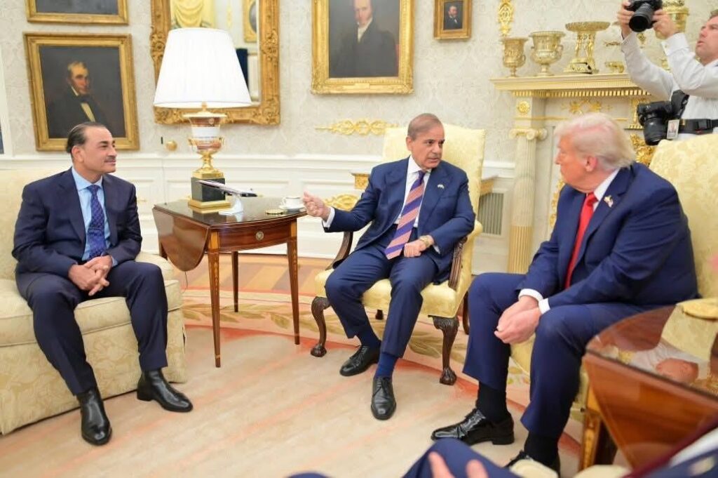 Trump Hosts PM Shehbaz & Asim Munir - A New US–Pakistan Era Begins