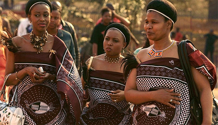 15 Wives, 30 Kids, 100 Staff-King Mswati III’s Dubai Arrival Goes Viral