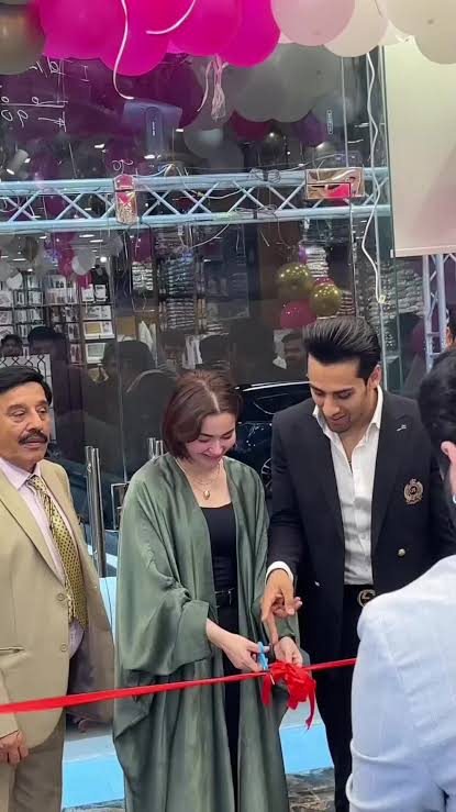 Hania Amir Wins Bangladeshi Fans Hearts