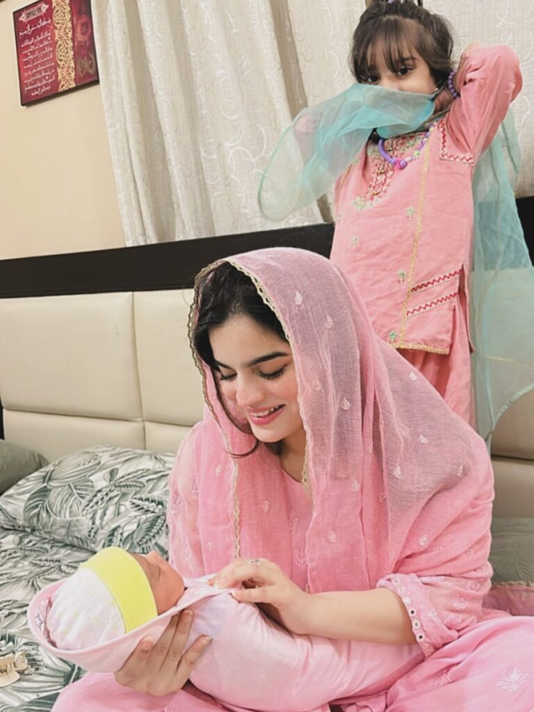 Aliza Sultan’s Viral Video-Parenting Debate or Message to Feroze Khan