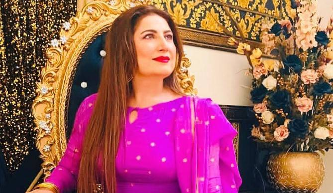 Drama, Ego & Rivalry – Sangeeta Spills Truth About Reema, Meera & Saima