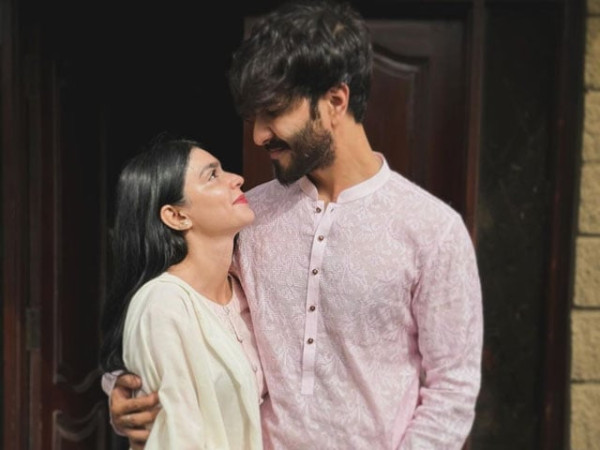 Feroze Khan’s Viral Insta Story – Marriage Scandal or Hack Attack? 2 Feroze Khan’s Viral Insta Story – Marriage Scandal or Hack Attack?