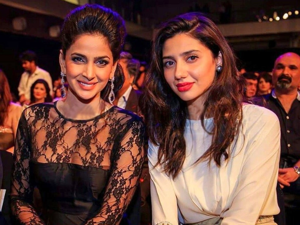 Mahira Khan Speaks on Saba Qamar Rivalry – No Drama, Just Respect!