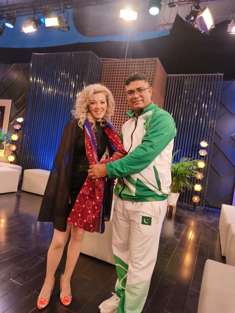 Rashid Naseem Sets 4 New World Records in Romania, Making Pakistan Proud