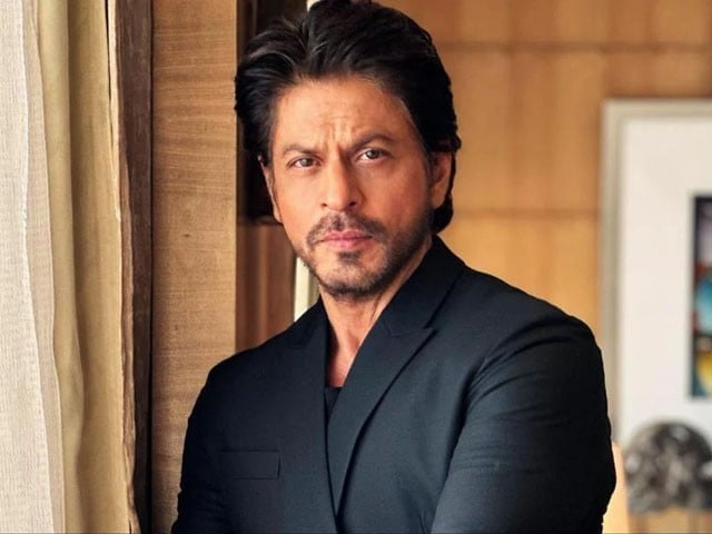 Bollywood Stars Who Live Large in Dubai!