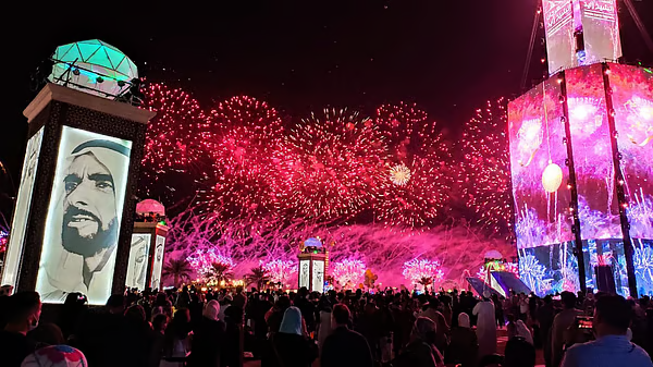Dubai Dazzles-First-Ever 8-Day New Year Festival Unveiled!