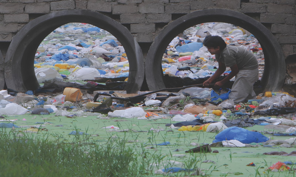 Karachi’s Waste Crisis Reaches Alarming Levels- Over 14,800 Tons of Waste Generated Daily