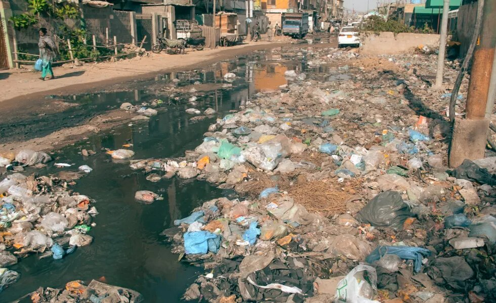 Karachi’s Waste Crisis Reaches Alarming Levels- Over 14,800 Tons of Waste Generated Daily